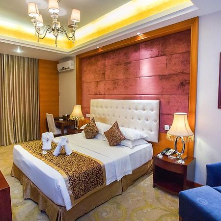 Dork Jumpa Hotel В'єнтьян Екстер'єр фото