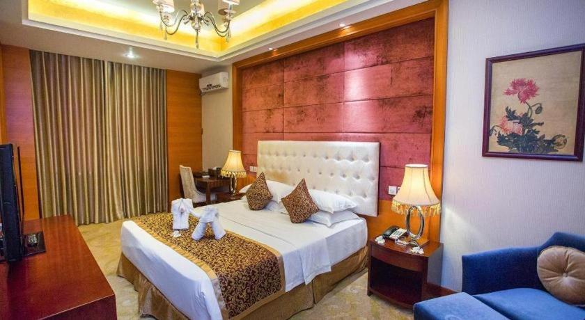 Dork Jumpa Hotel В'єнтьян Екстер'єр фото