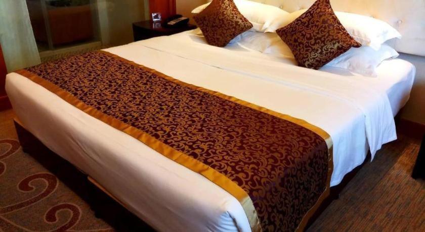 Dork Jumpa Hotel В'єнтьян Екстер'єр фото
